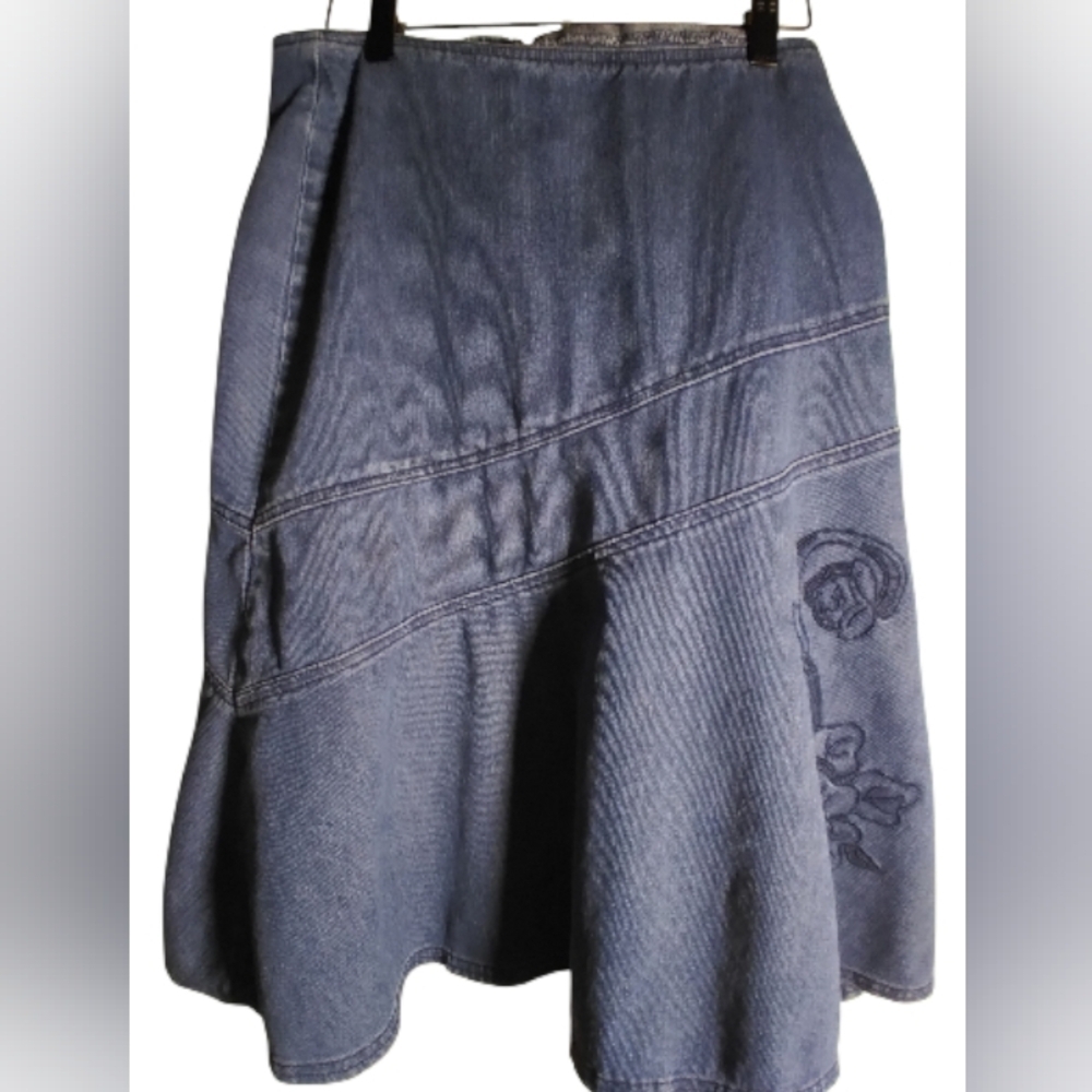 Lo Belle 97% Cotton Denim Flared Skirt Embroidery Detail Size 3 Workwear Office